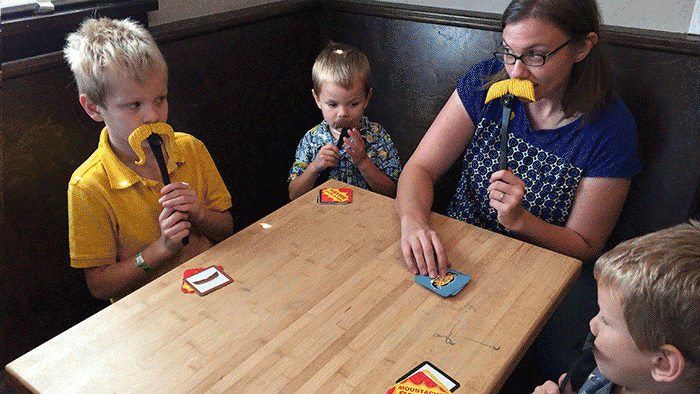 Moustache Smash gameplay